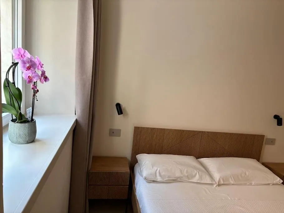 Apartment Suite Veronetta Italy